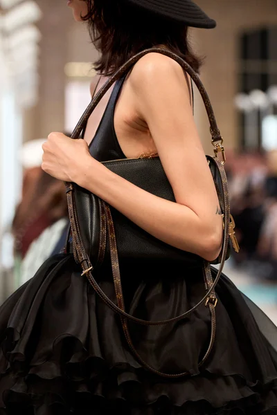Look 34